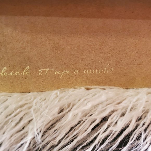 Suede ankle strap sandal - Picture 2 of 14